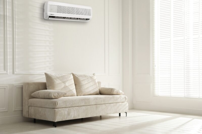 prikaz klime i ugaone u dnevnoj sobi